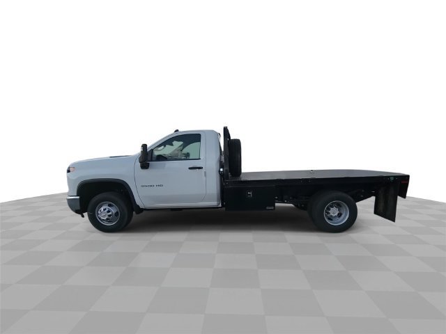 2025 Chevrolet Silverado 3500 HD Chassis Cab photo 5 of 58