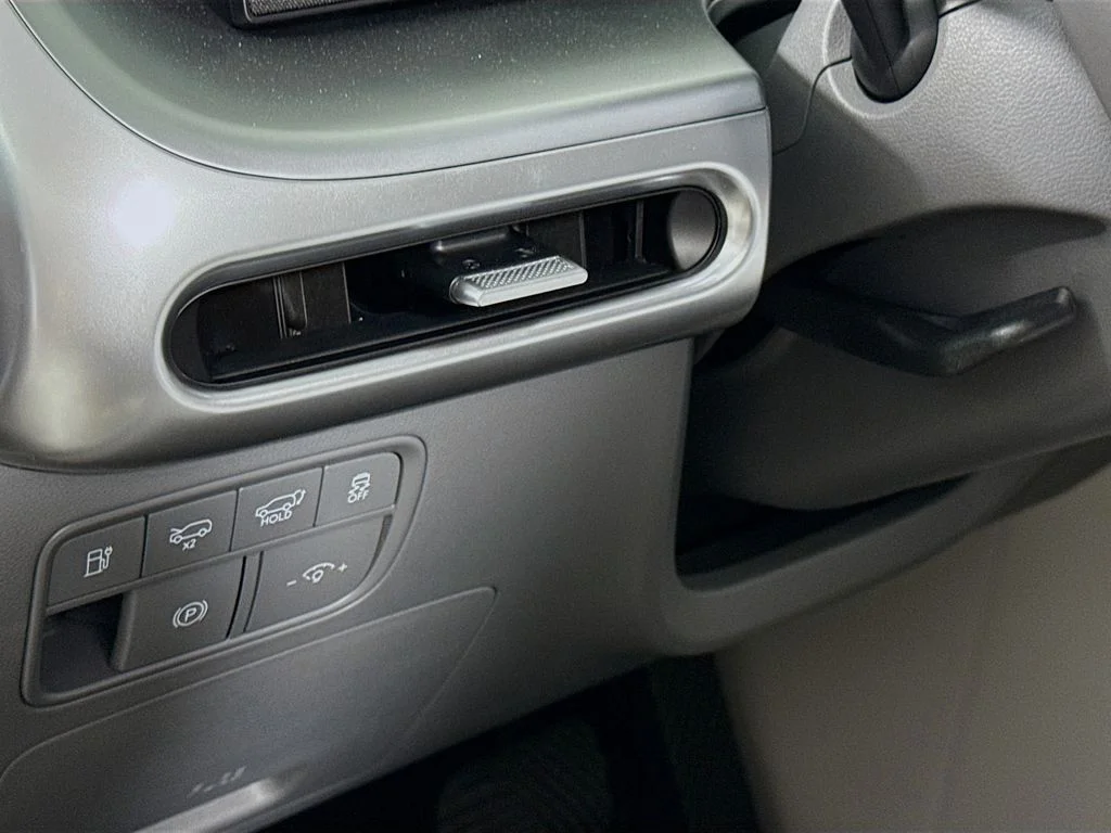 2026 Hyundai IONIQ 9 S - Photo 10