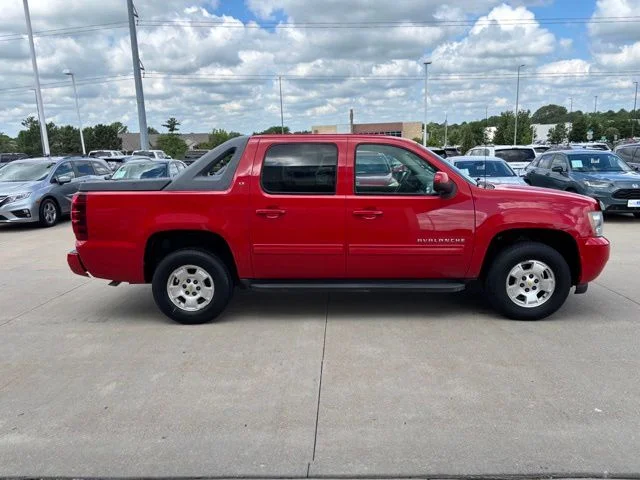 Used 2010 Red Chevrolet LT LT1 image 4