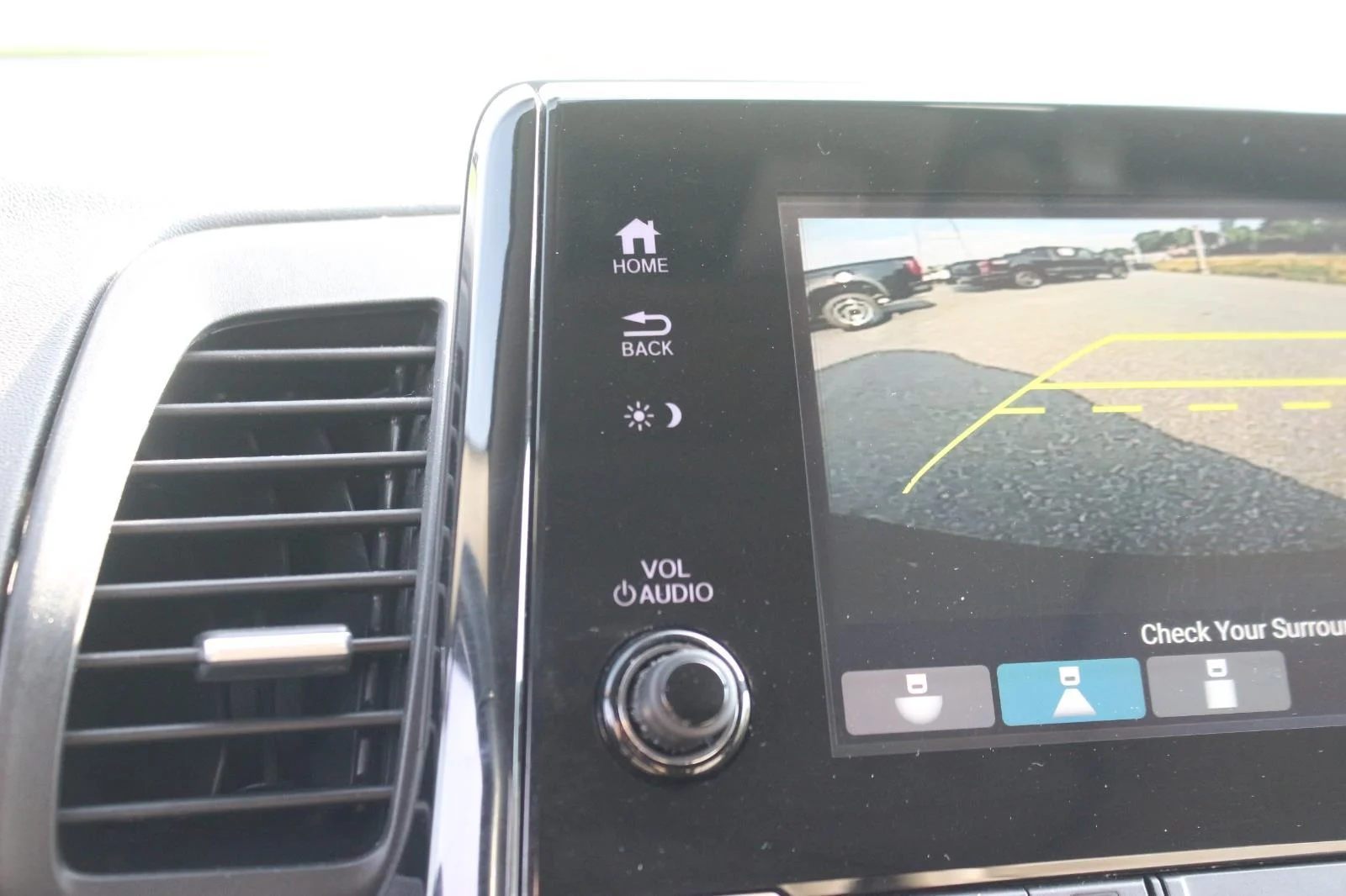 Used 2020 Burg Honda EX-L image 23