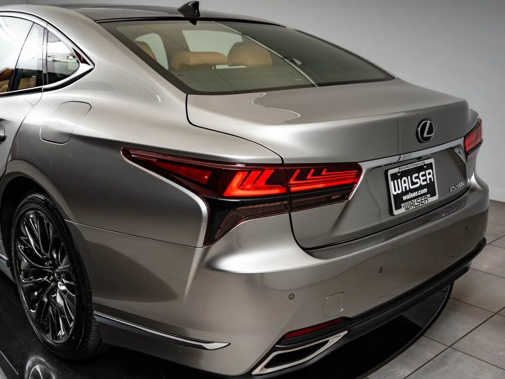 Used 2023 Atomic Silver Lexus 500 image 19