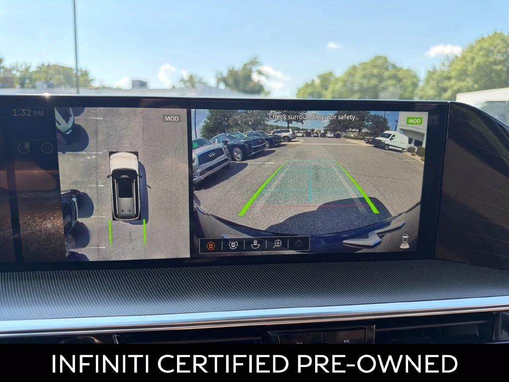 Certified Used 2025 Black Obsidian INFINITI LUXE image 8