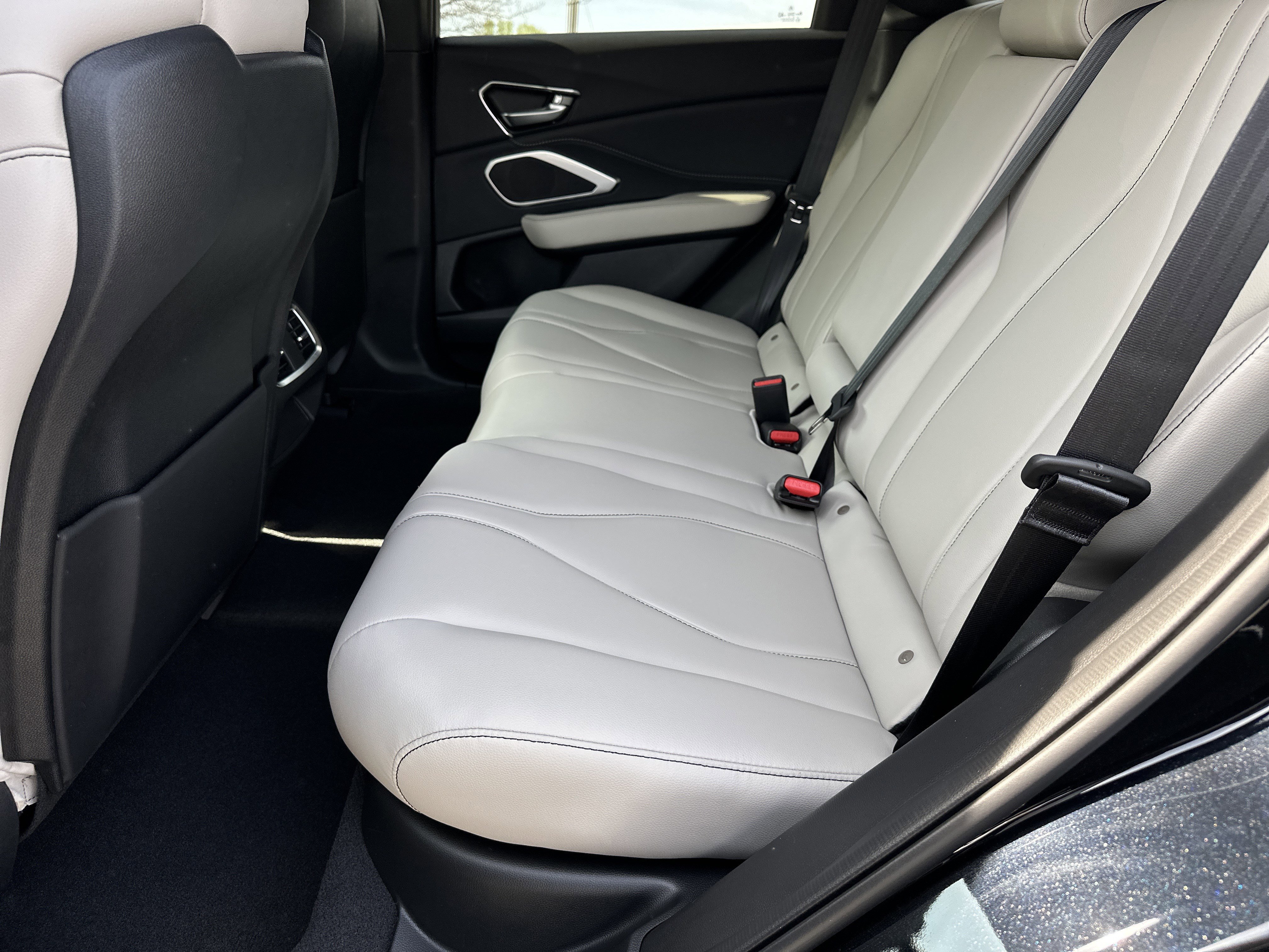 New 2026 Majestic Black Pearl Acura  image 13