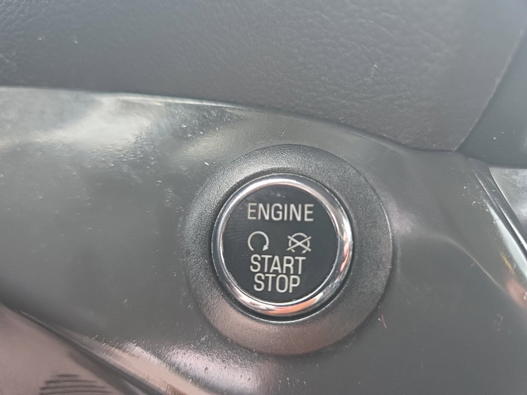Used 2014 Black Ford Titanium image 23