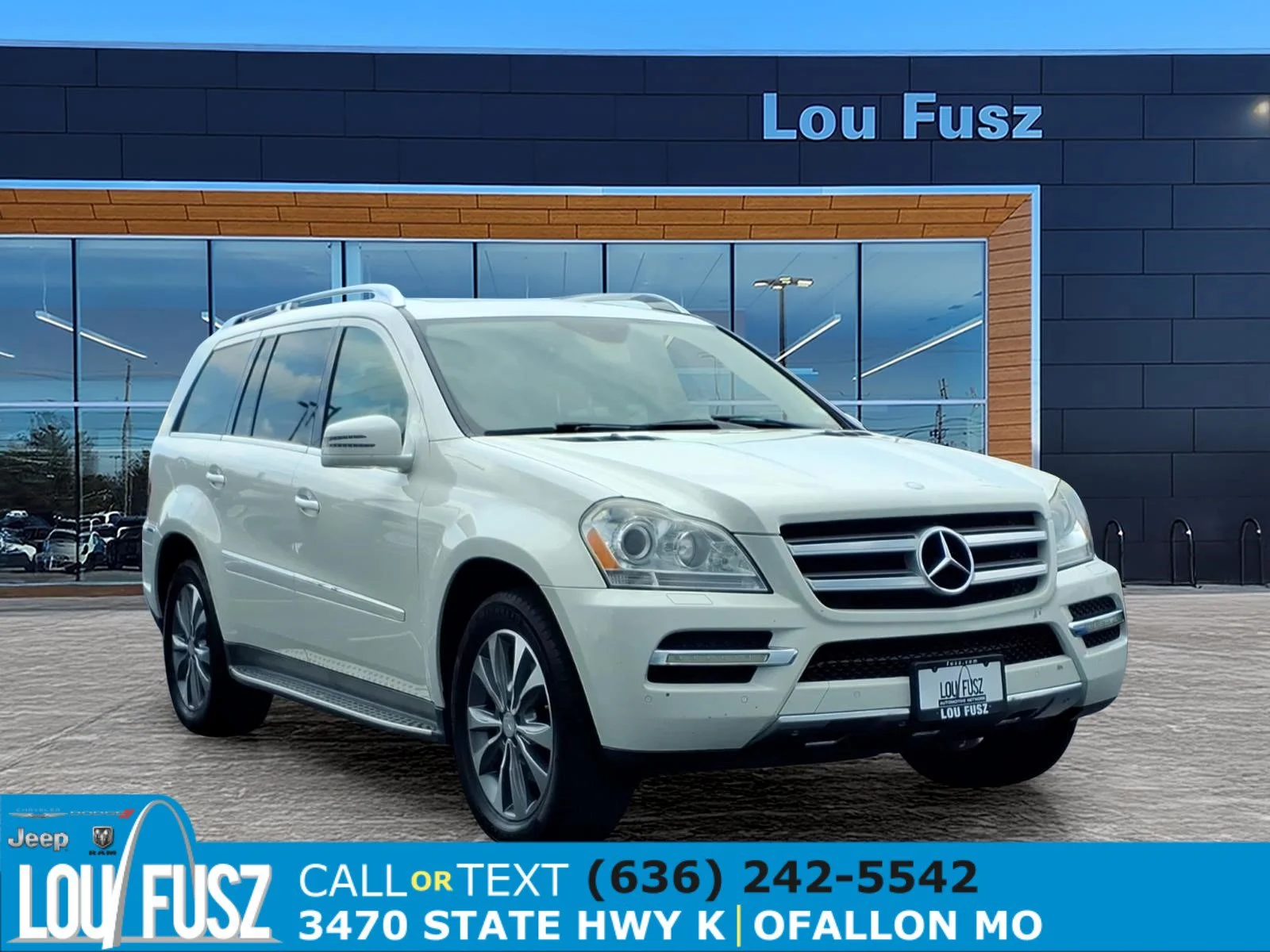 Used 2012 Arctic White Mercedes-Benz GL 450 image 1