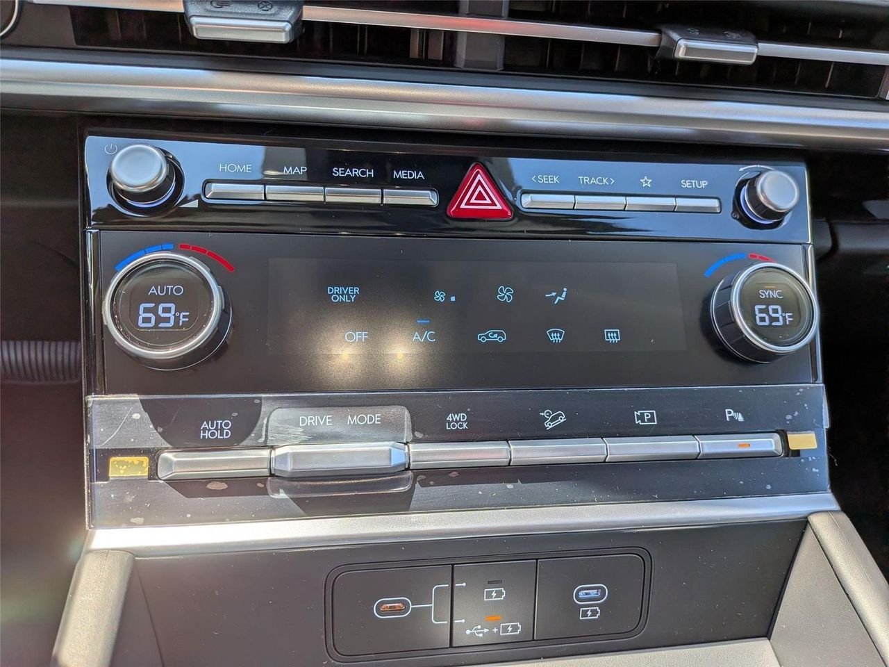 New 2026 Phantom Black Hyundai SE image 20