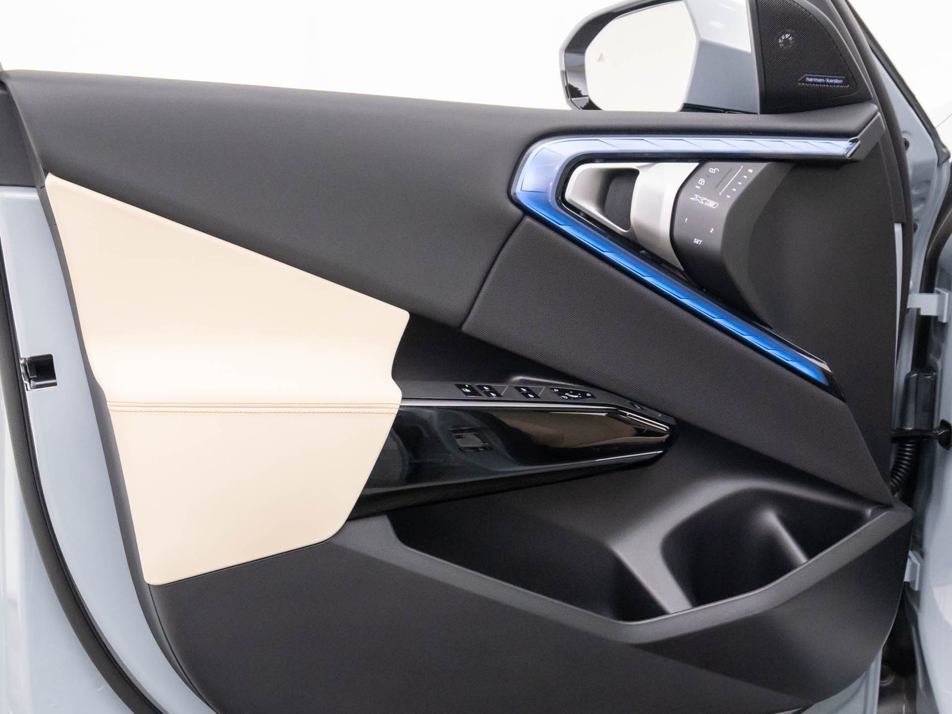 New 2026 Brooklyn Grey Metallic BMW 30 xDrive image 13
