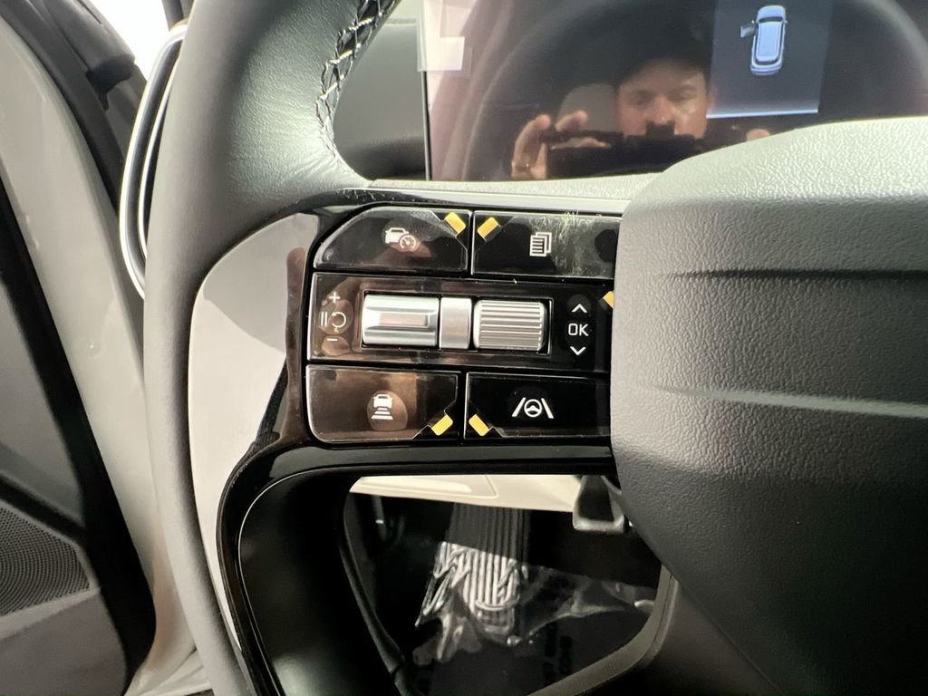 New 2026 Wolf Gray Kia S image 18