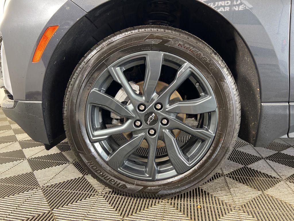 Used 2023 Iron Gray Chevrolet RS image 30