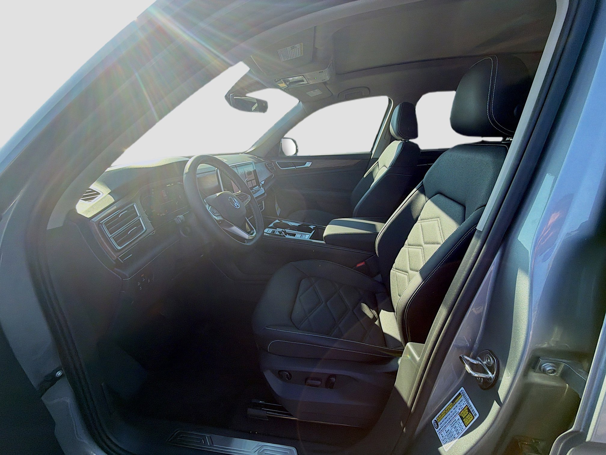 2026 Volkswagen Atlas SE w/Tech - Photo 16