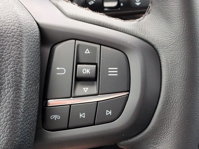 New 2026 Oxford White Ford Lariat® image 24