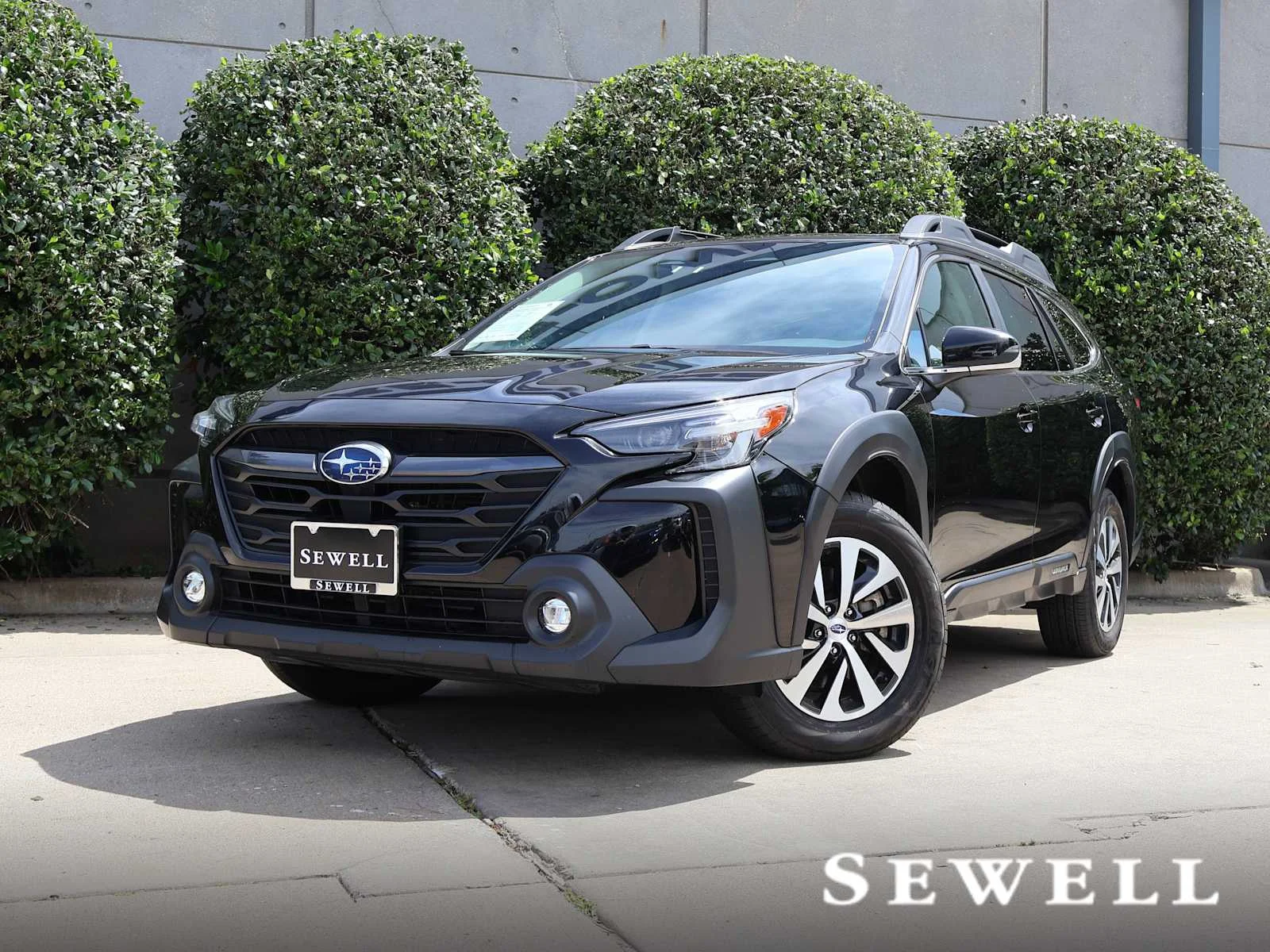 2025 Subaru Outback Premium's photo