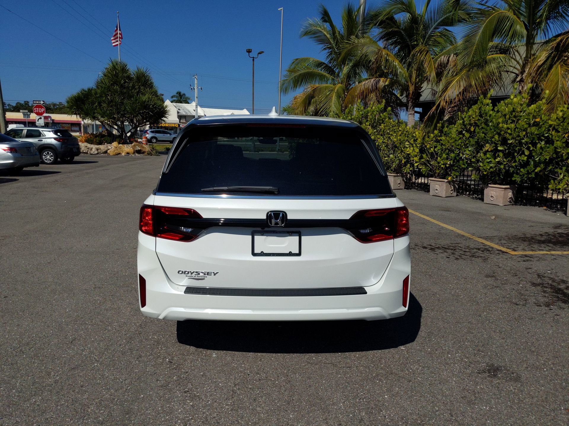 New 2026 Platinum White Pearl Honda EX-L image 7