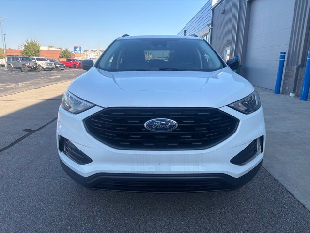 Used 2024 White Ford SEL image 2