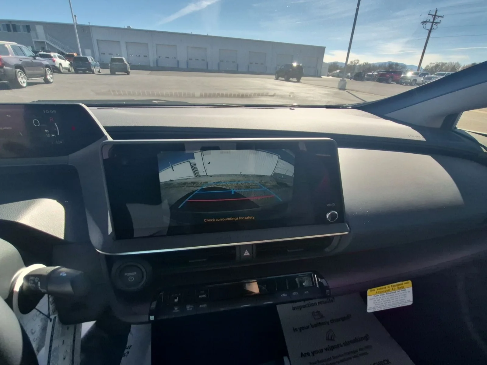 2026 Toyota Prius Plug-in Hybrid XSE - Photo 28