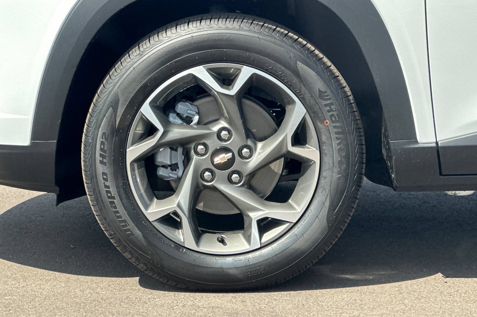 New 2026 Summit White Chevrolet LT image 25