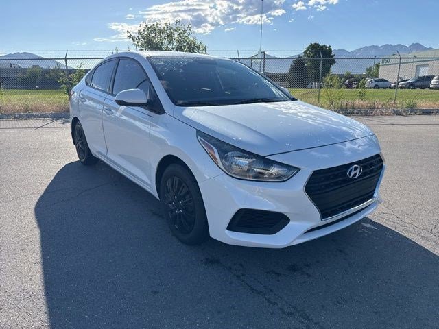 2019 Hyundai Accent SE 4-Door 6-Speed Automatic's photo