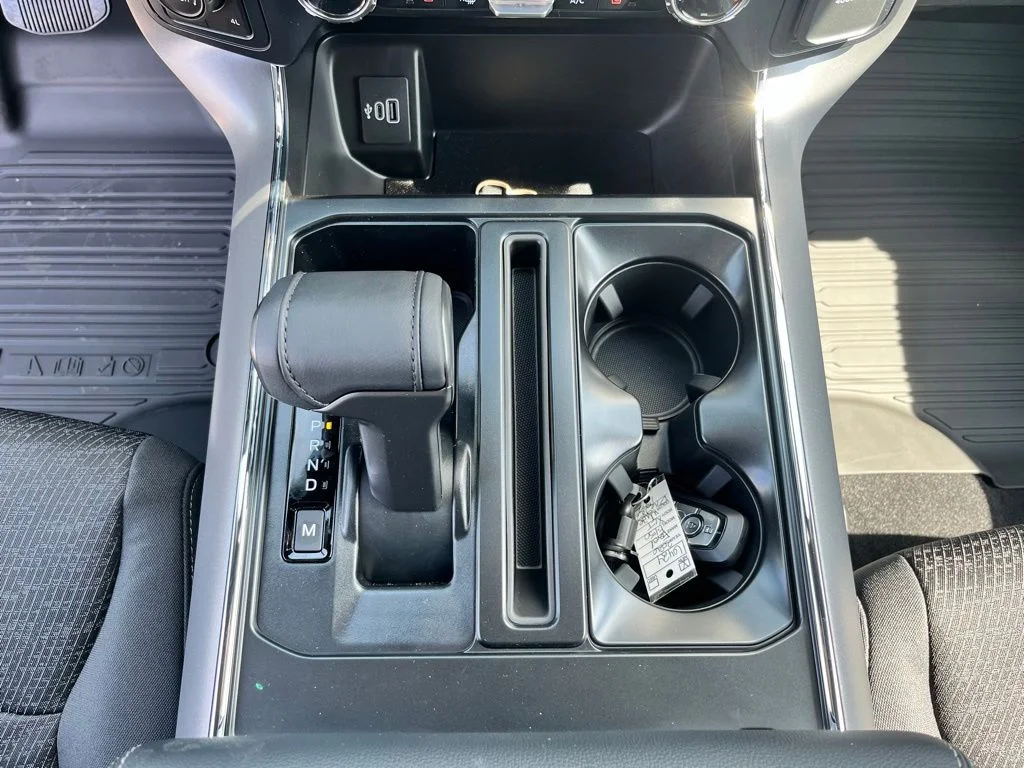 New 2026 White Ford XLT image 19