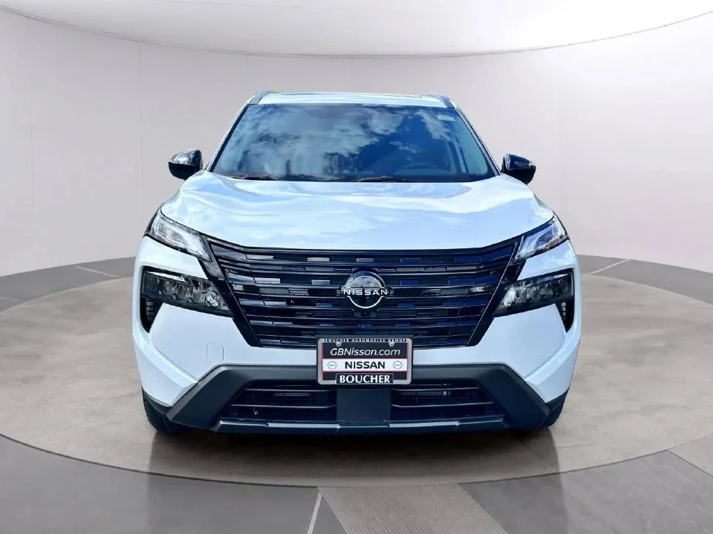 New 2026 Everest White Pearl Tricoat Nissan Dark Armor image 8