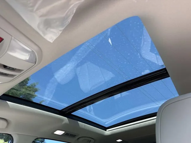New 2026 AUTUMN GREEN METALLIC Subaru Limited 7-Passenger image 4