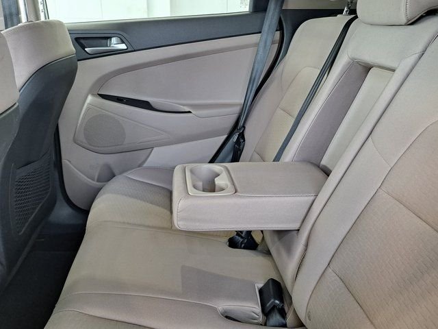 Used 2019 White Hyundai Value image 28