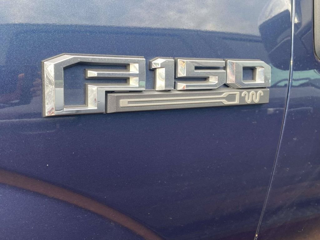 Used 2019 Blue Jeans Metallic Ford King Ranch image 4