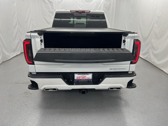 Used 2025 White GMC Denali Ultimate image 8