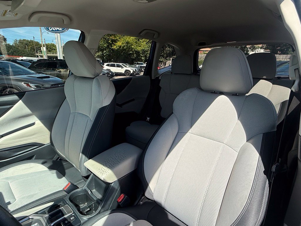 Used 2019 Horizon Blue Pearl Subaru Base image 19