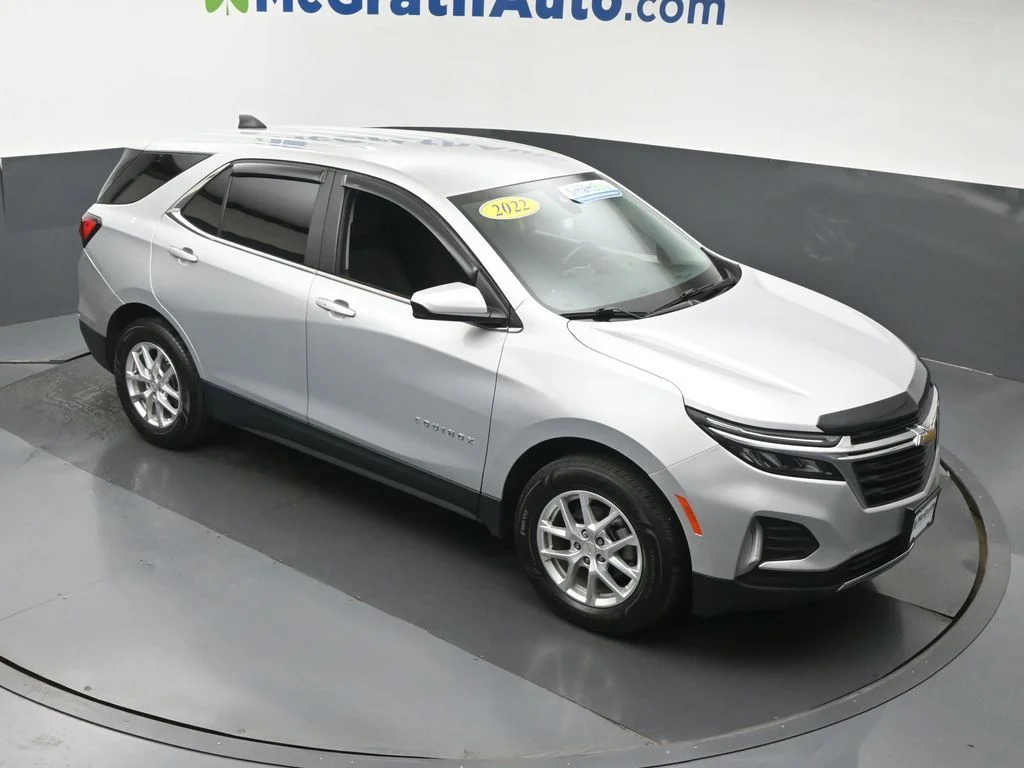 Used 2022 Silver Chevrolet LT image 3