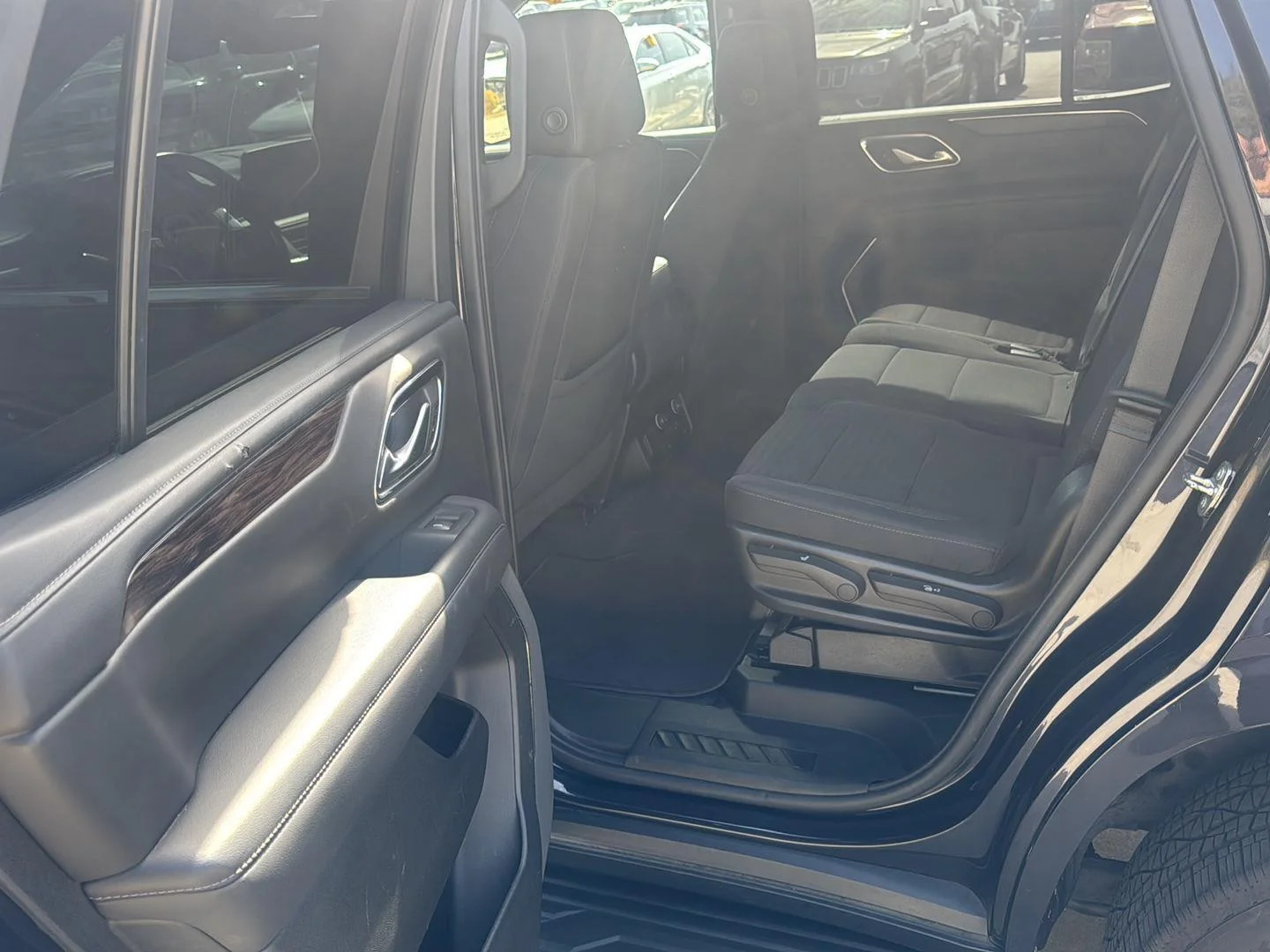 2022 Chevrolet Tahoe LS - Photo 15