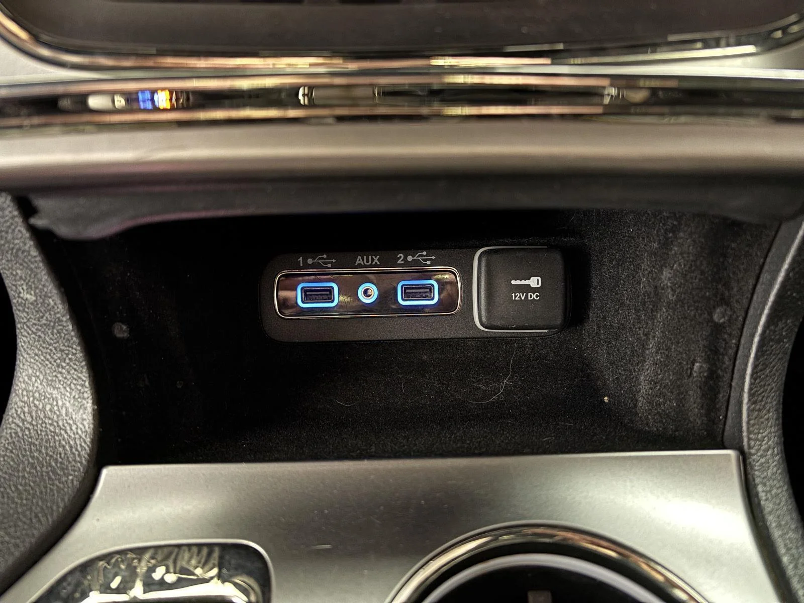 Used 2018 Bright White Clearcoat Jeep High Altitude image 34
