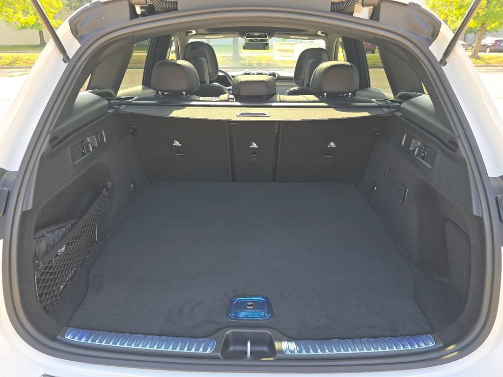 New 2026 Polar White Mercedes-Benz GLC 300 image 56