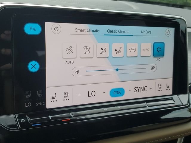2026 Volkswagen Atlas Cross Sport SE w/Tech - Photo 30