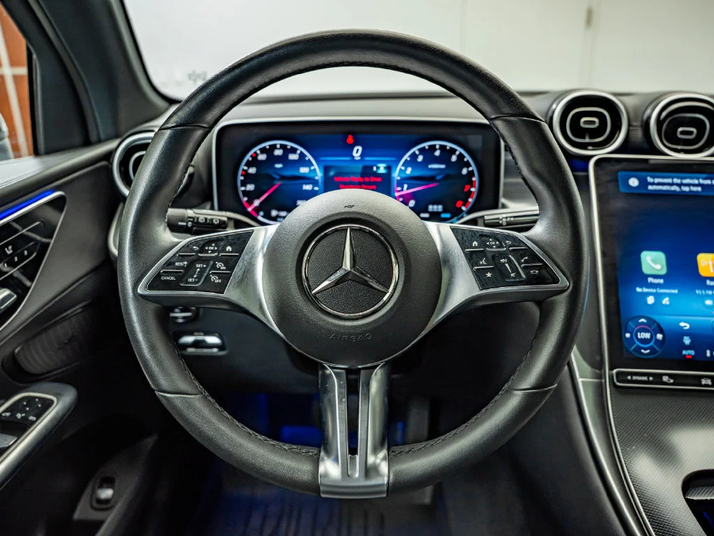 Certified Used 2025 Black Mercedes-Benz GLC 300 image 21