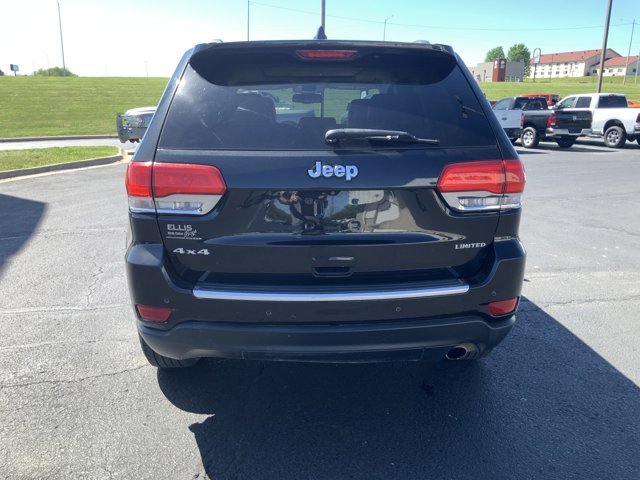 Used 2015 Brilliant Black Crystal Pearlcoat Jeep Limited image 4