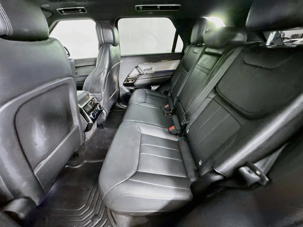 Used 2024 Black Land Rover SE image 26