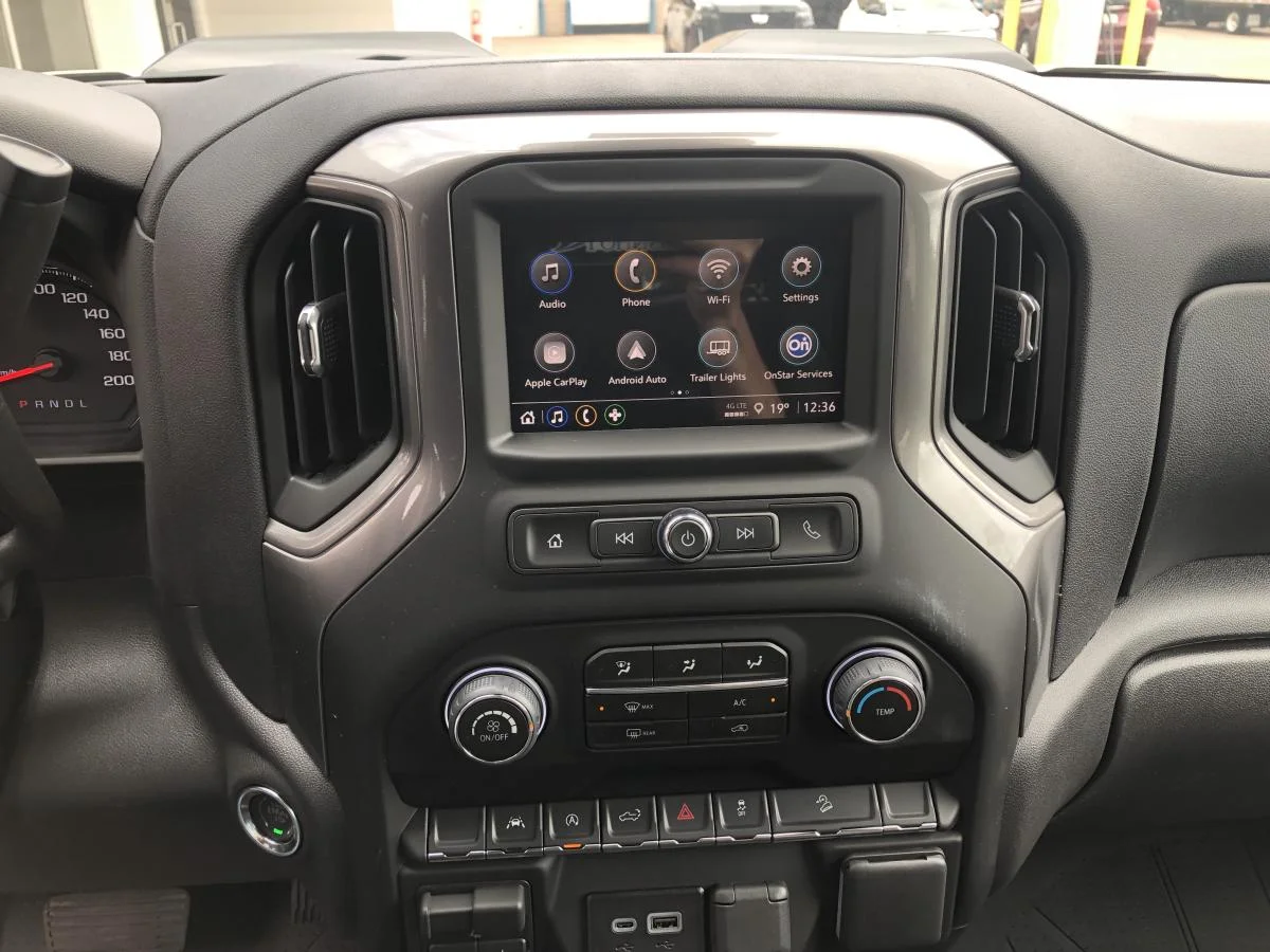 New 2026 White Chevrolet 4wd Crew Cab 147 image 12