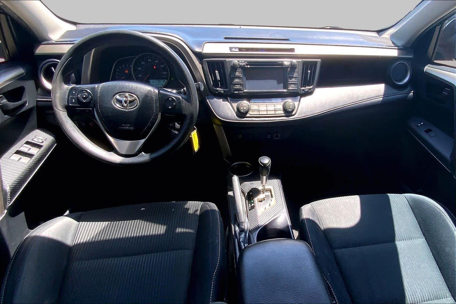 Used 2013 Black Toyota XLE image 15