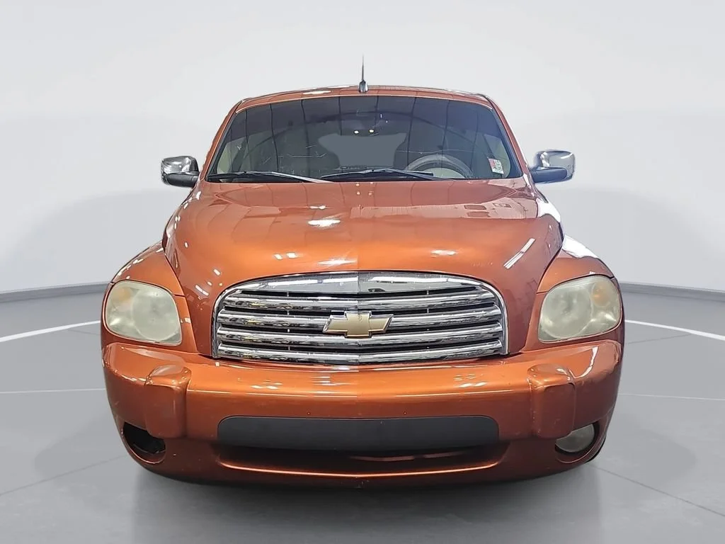 Used 2008 SUNBURST ORANGE II METALLIC Chevrolet LT image 10