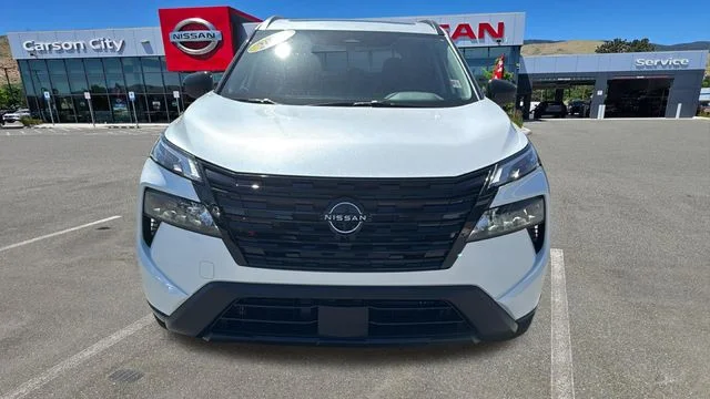 New 2026 Everest White Pearl TriCoat Nissan Dark Armor™ image 8