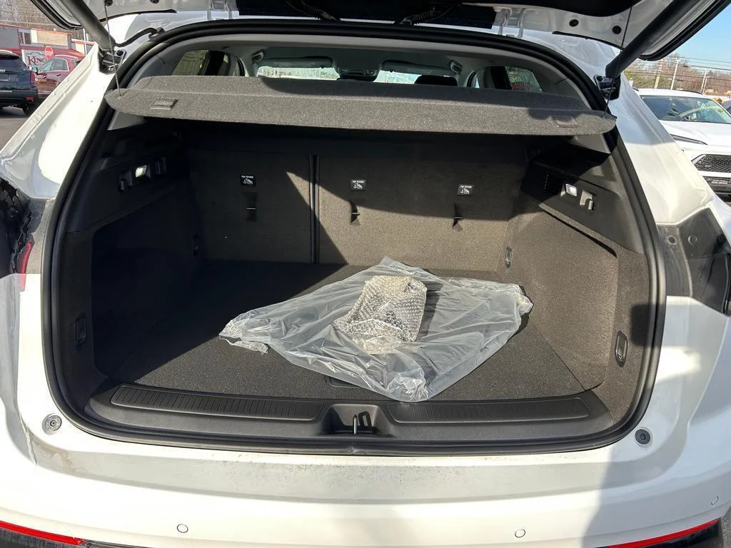 New 2026 Summit White Buick Sport Touring image 15