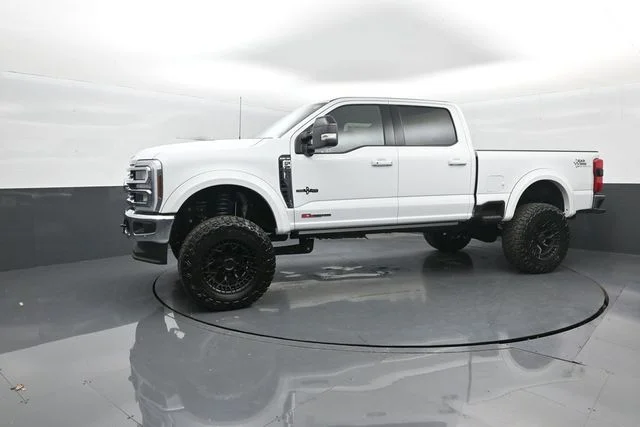 New 2026 Oxford White Ford F-250® Lariat® image 4