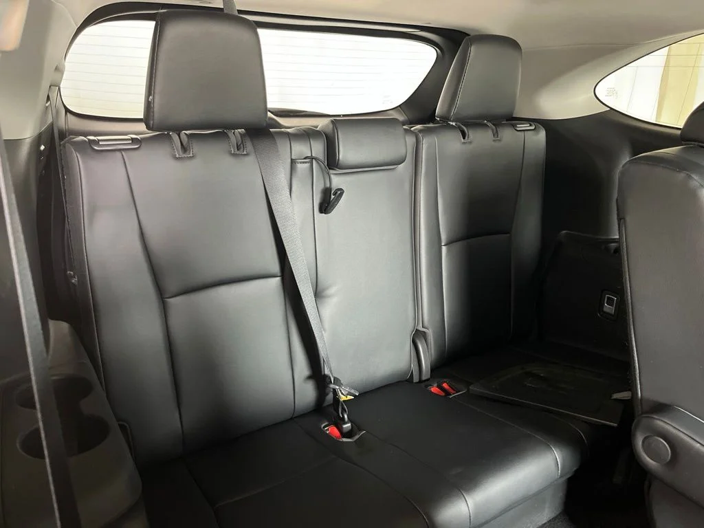 Used 2020 Gray Toyota XLE image 36