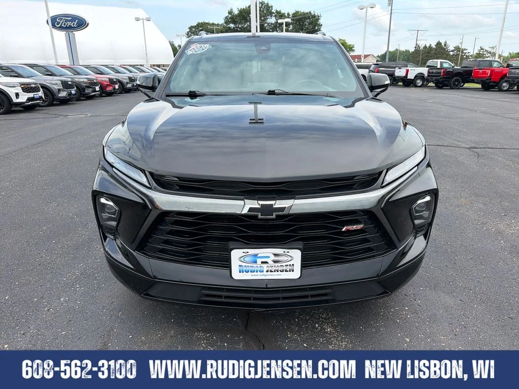 Used 2025 Black Chevrolet RS image 8
