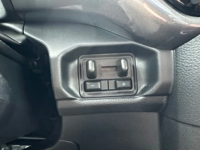 Used 2025 White Ford Lariat image 19