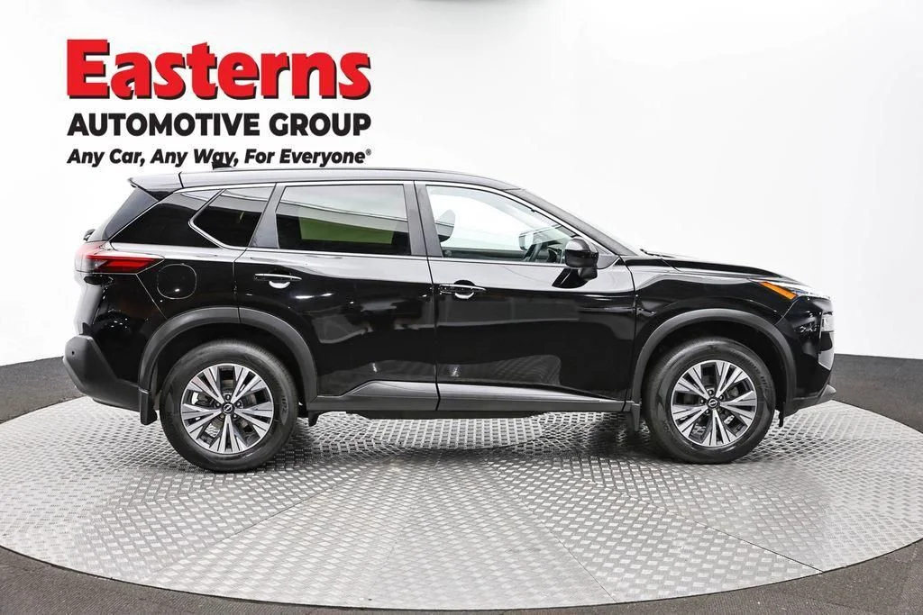 Used 2023 Black Nissan SV image 4