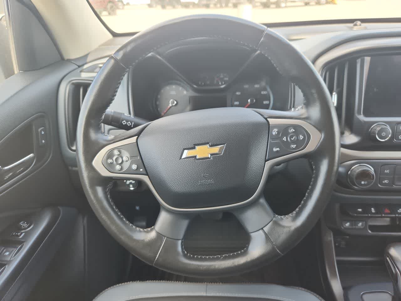 Used 2022 Summit White Chevrolet Z71 image 18