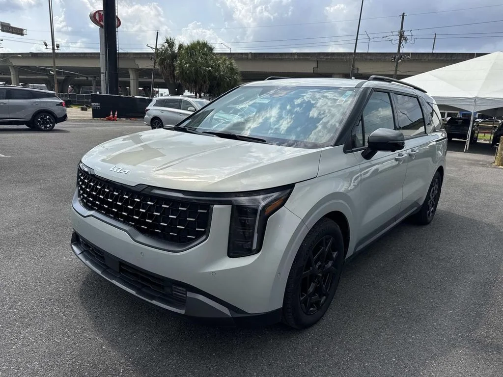 2025 Kia Carnival SX Prestige - Photo 3