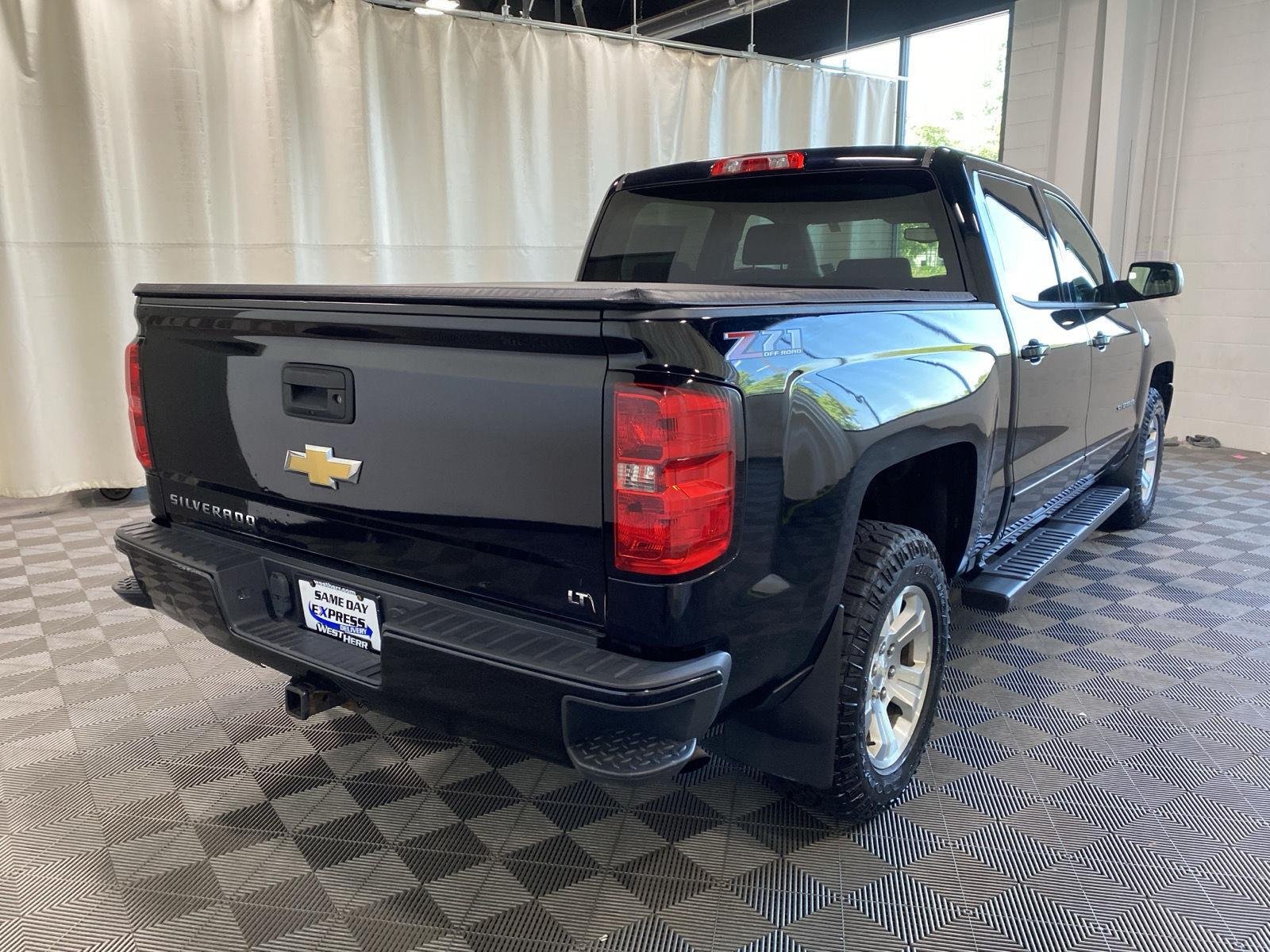 Used 2018 Black Chevrolet LT image 14