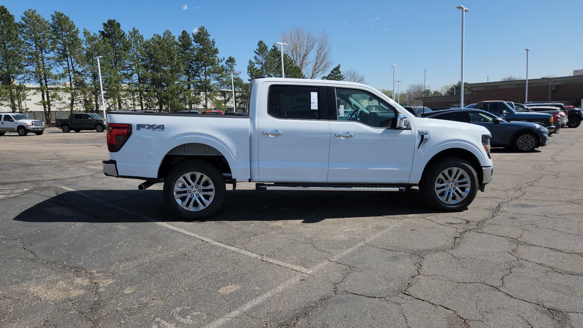 New 2026 Oxford White Ford XLT image 18